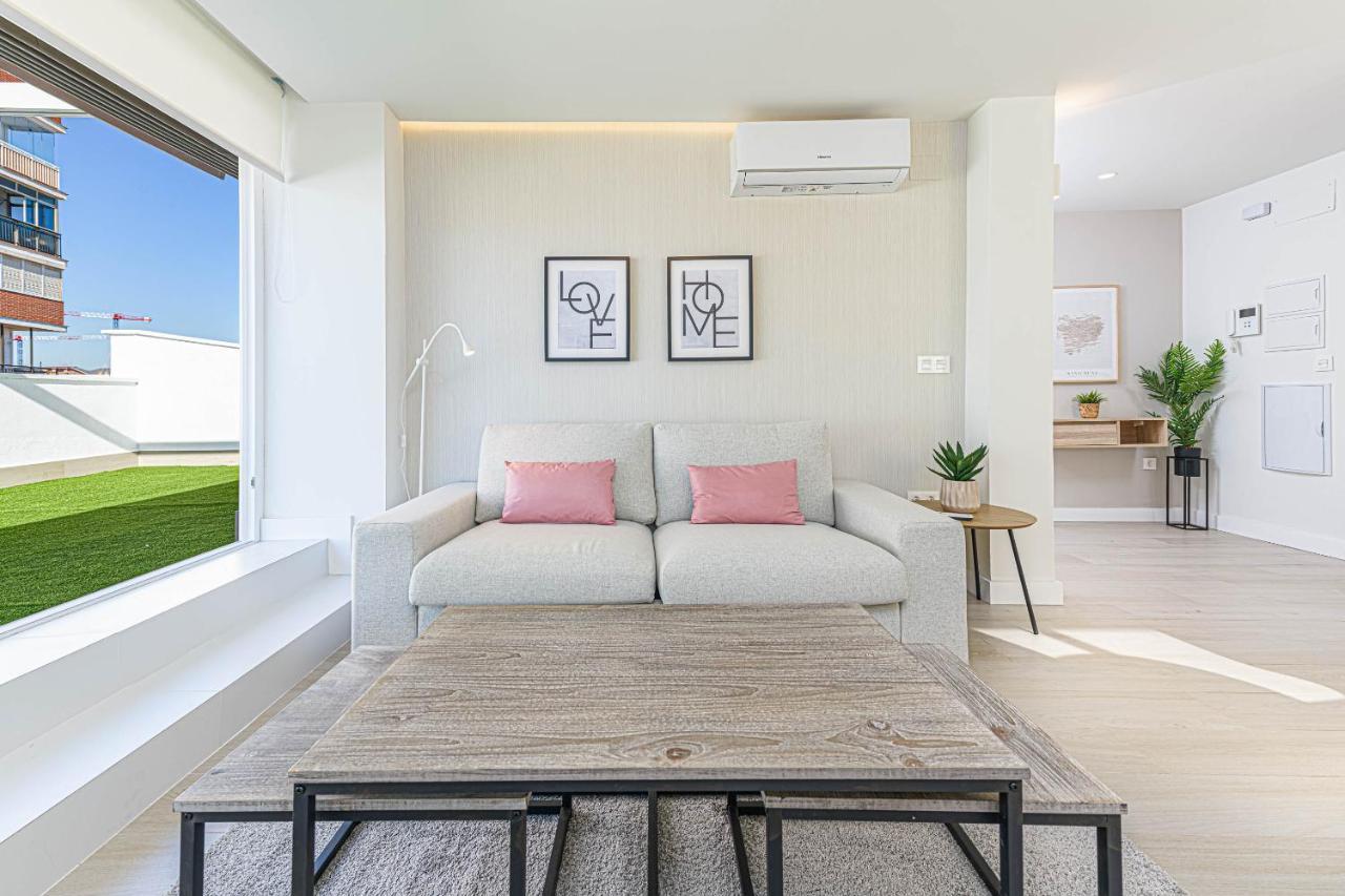 Wintowinrentals Exclusivo Atico Cerca De La Playa. مالقة المظهر الخارجي الصورة